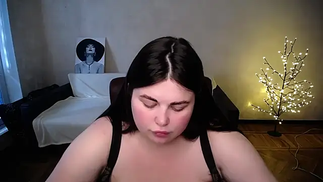 Emily_Mo webcam