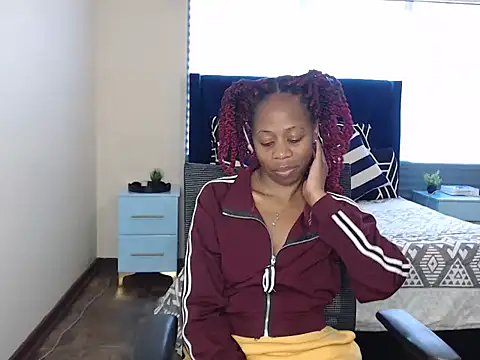 Watch QUEENMANDYY live on EroticFlix - High definition streams