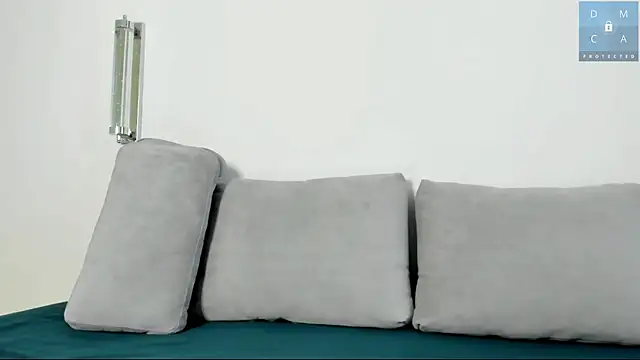 MinaDiamondd webcam