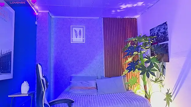 zoee_kiss_ - Zoee_Kiss_'s free webcam - UK Sex Cams