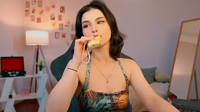 Watch rebbekkakowalski live on EroticFlix - High definition streams