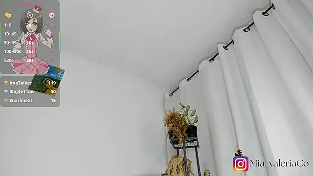 Mia-Valeria-