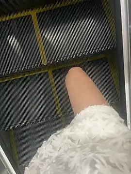 yimisun01 live sex cam