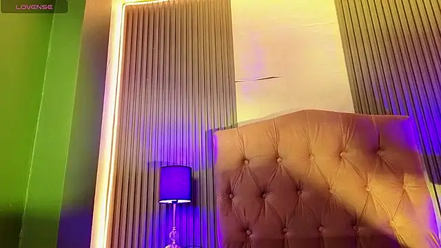 alicia_moom webcam