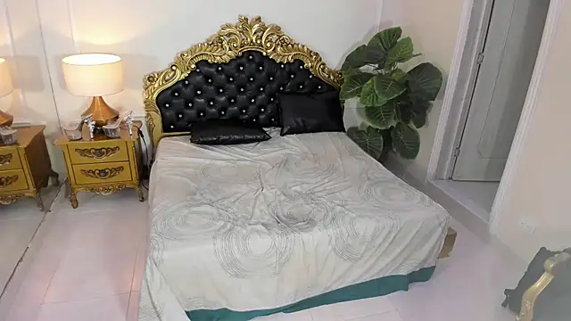 MeganBlazze webcam