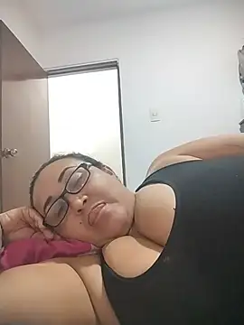 Nini_Love_ webcam