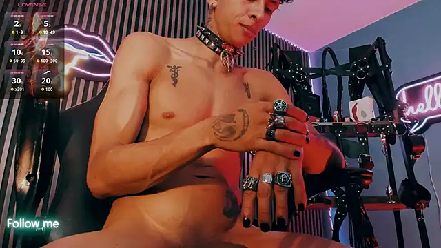 Maximoking26 webcam