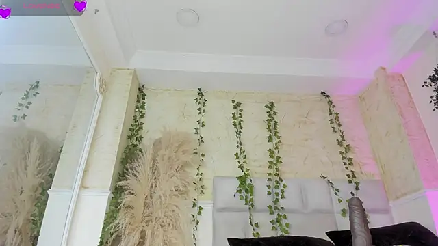 AlondraSoomer webcam