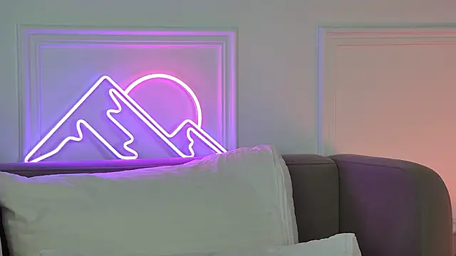 MeganStrane webcam