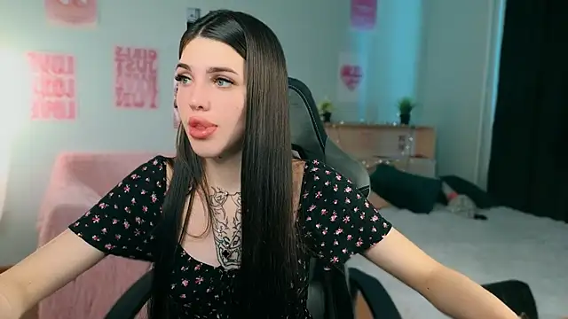 molly_rettyy webcam