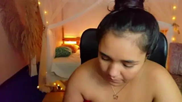 leoneriss webcam