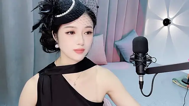 Momo-Wow webcam