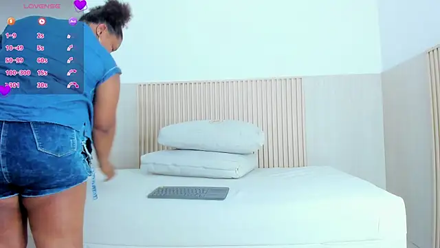 arika_brown webcam