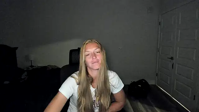 Luna_2698 webcam