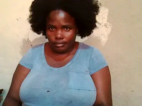 sexybigboobz webcam