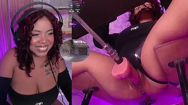 NinaCapelli webcam