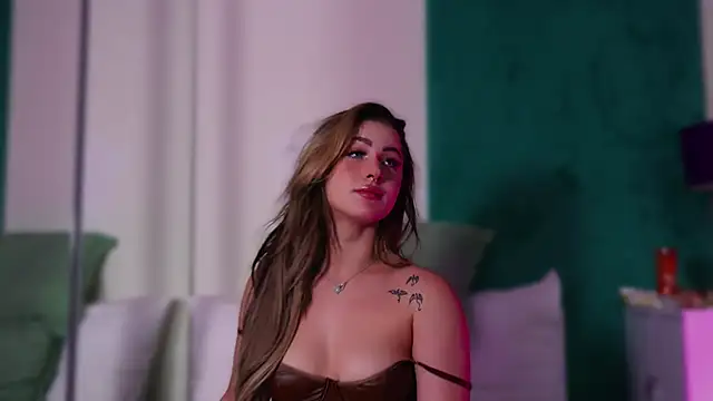 LucyLextonX