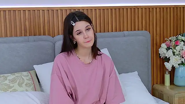 SelenaAlmond