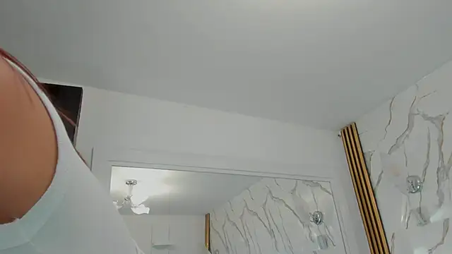 vanessa_saquirt webcam