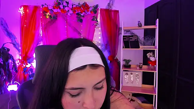 TifanyWhite_ webcam