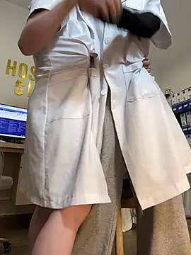 secretly_masturbating webcam