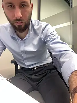 speddy34 (M young) - Show dick
