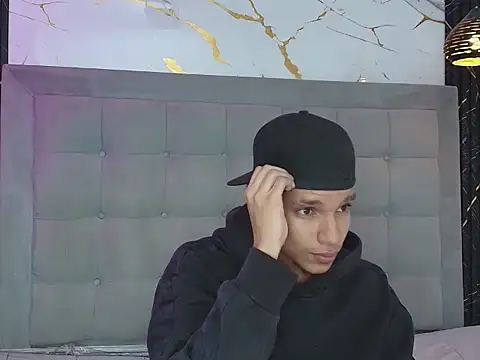 kai_storm77 webcam