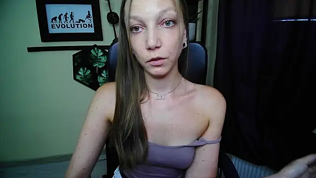 EmillyPlay webcam