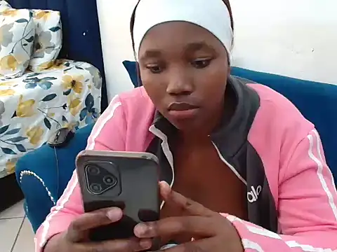 EbonyBabe020 webcam
