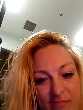 iAmJeNeSy webcam
