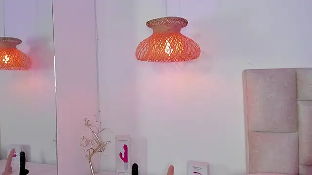 Vanessa_cruz_18 webcam