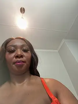 Bootyliciouse21X webcam