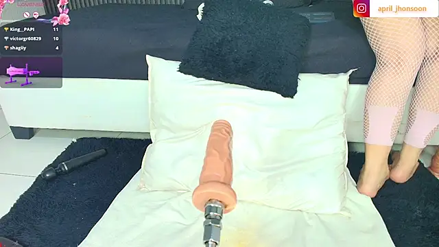 april_jhonsson webcam