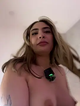 nini_love01 webcam