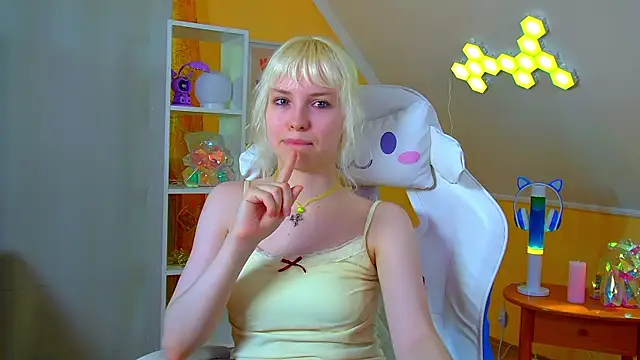 HannahHollis live cam on StripChat