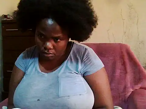 sexybigboobz webcam