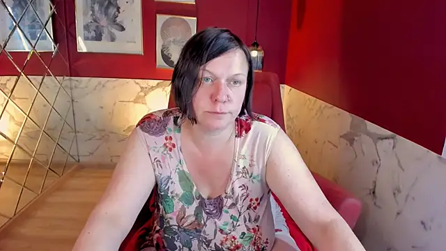 KellyPerfection live cam on StripChat