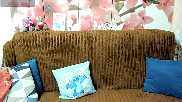 TayanaJons webcam