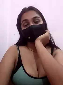 TRISHA0404 webcam