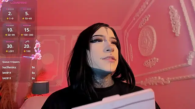Kat_VonDe webcam