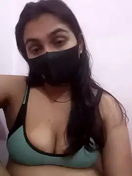 TRISHA0404 webcam