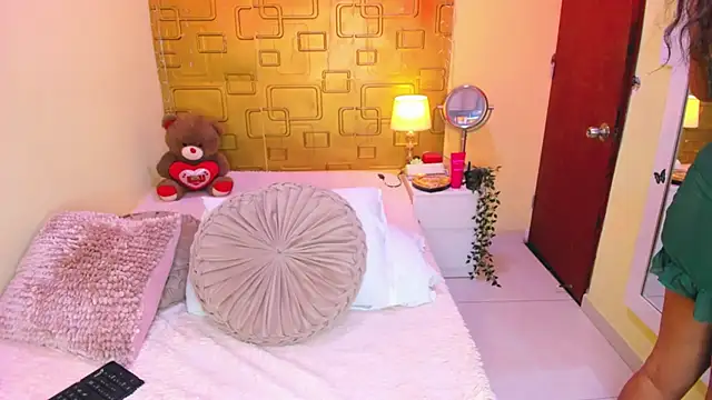 Julia_Haye webcam