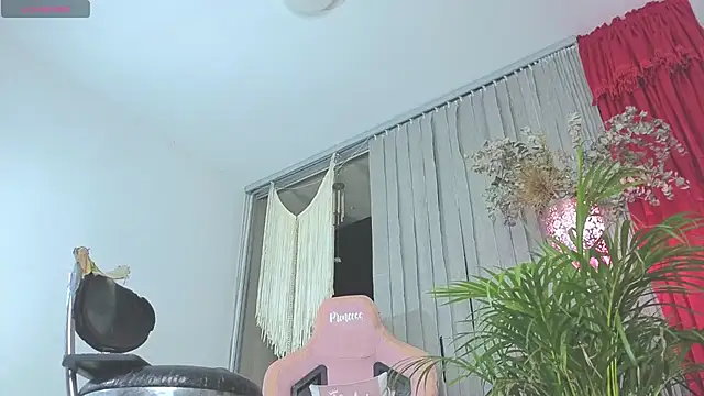 Queen_Morena webcam