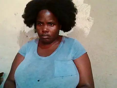 sexybigboobz webcam