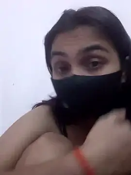 TRISHA0404 webcam