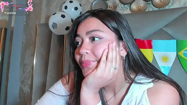 KimDevinne webcam
