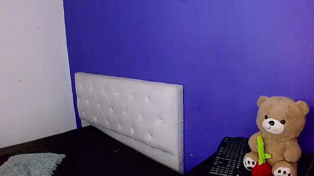 Angel_foxc13 webcam