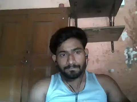 Lustynani live cam on StripChat