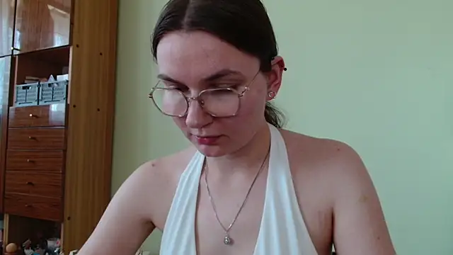 LooveELLYx webcam