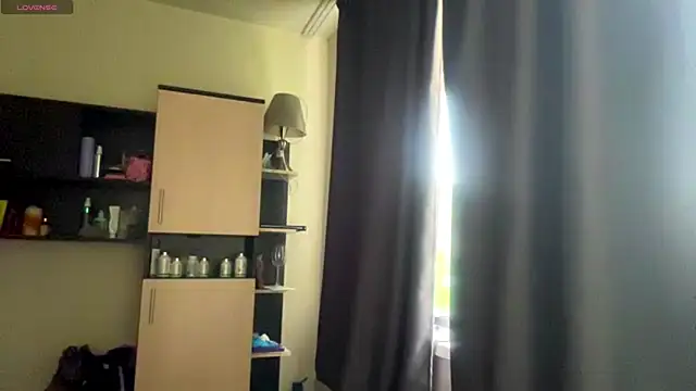 AquilineOrites webcam